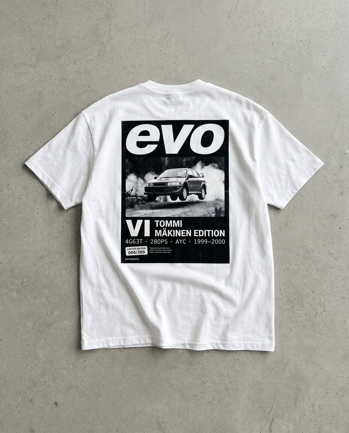 T-shirt oversize Evo VI blanc, vue de dos à plat